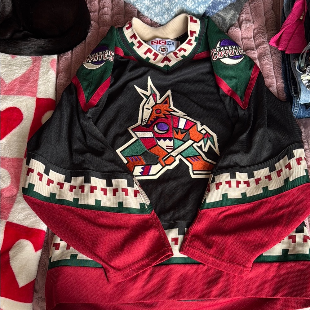 Phoenix Coyotes CCM Black and Red Jersey